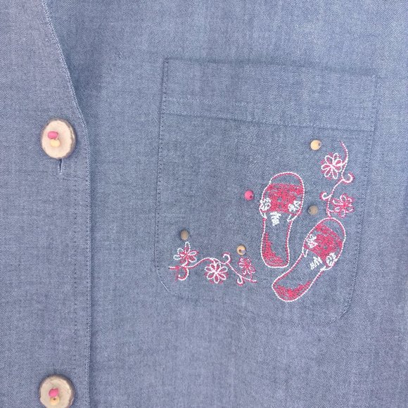 Button Up Top Blouse Embroidered - Picture 8 of 14